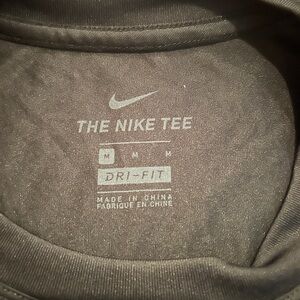 dry fit athletic tee